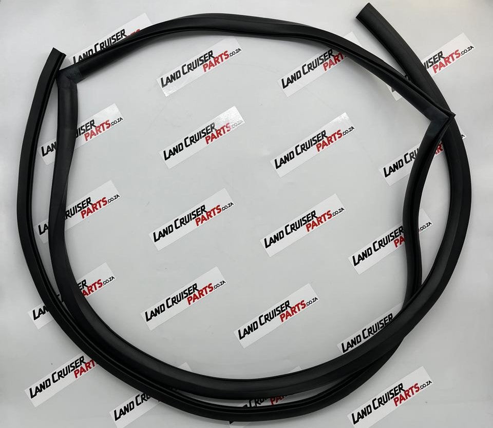 Toyota Land Cruiser FJ40/45 Door Rubber RH Pre74's.