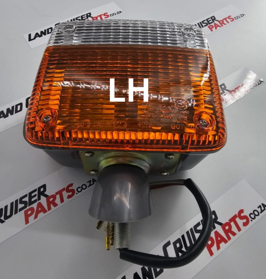 Toyota Land Cruiser FJ40/45 LH Corner Lamp.