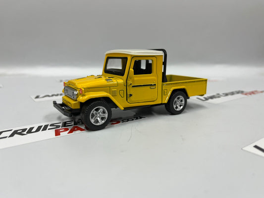 Toyota Land Cruiser FJ45 Yellow - Toy Car