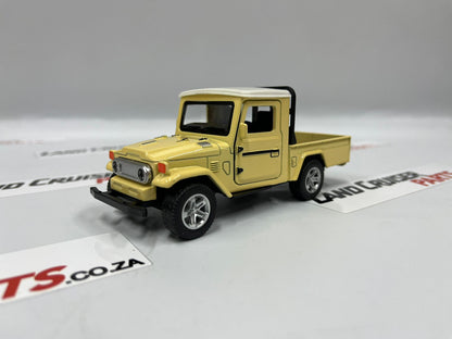 Toyota Land Cruiser FJ45 Khaki - Toy Car