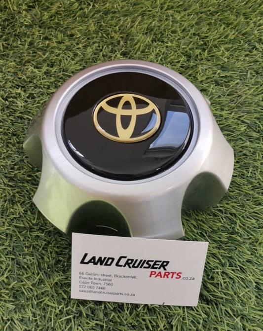 Toyota Land Cruiser 80 Series Hub Cap Black.