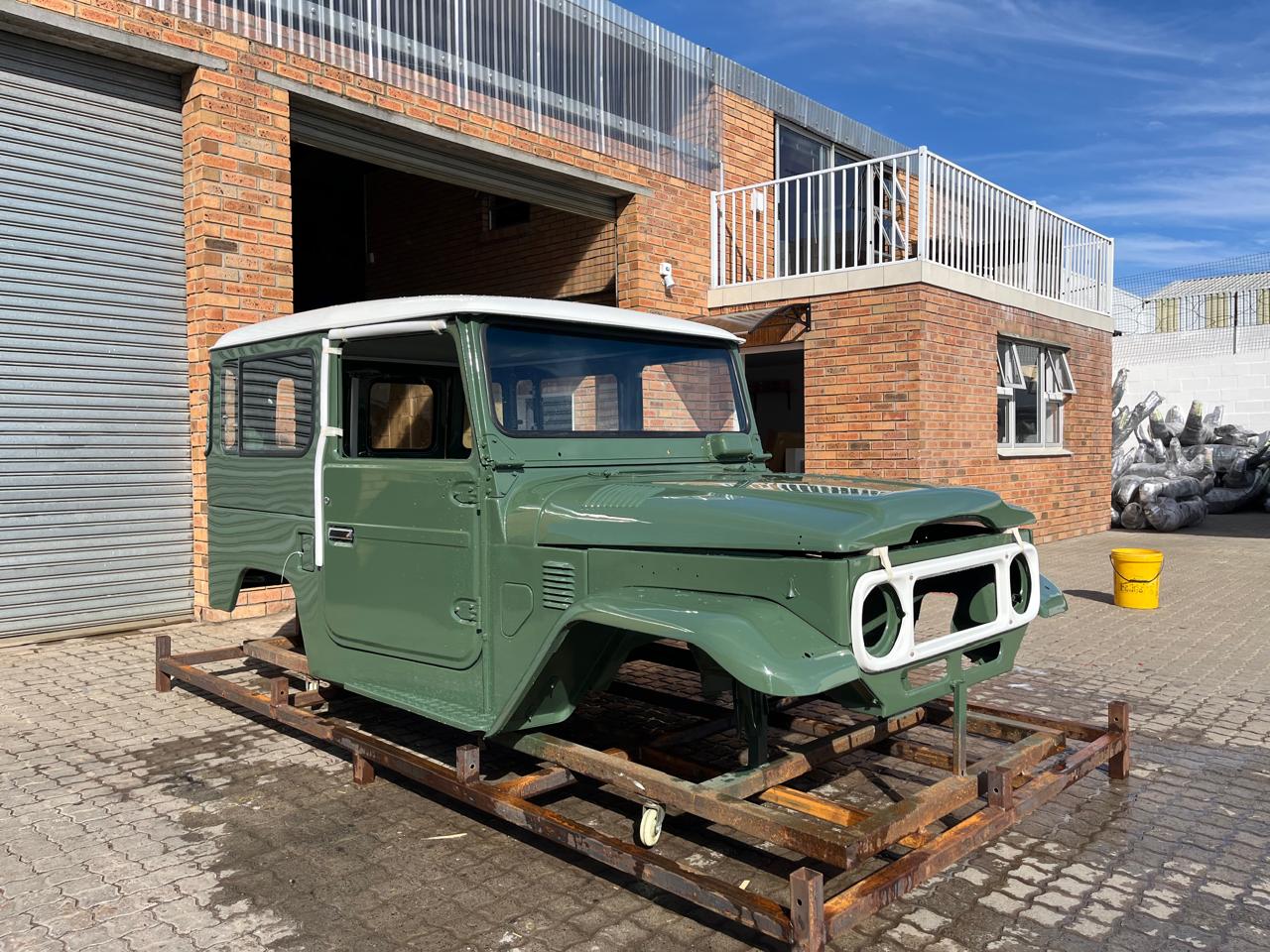 Toyota Land Cruiser 43 Series Station Wagon Body, Post 1980's
