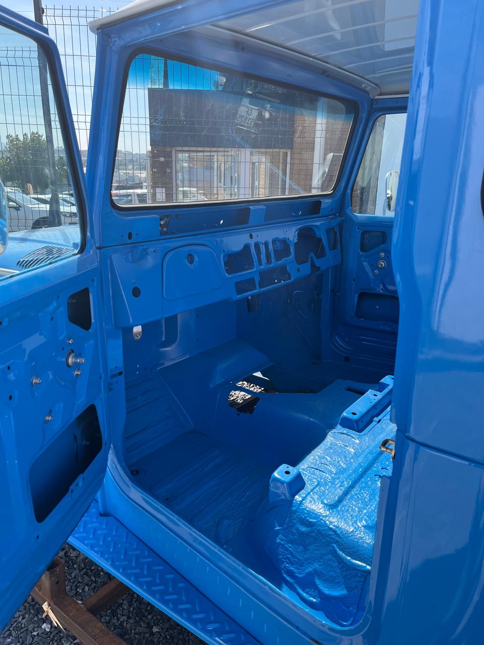 Toyota Land Cruiser 45 Series Single Cab Body, Post 1980's