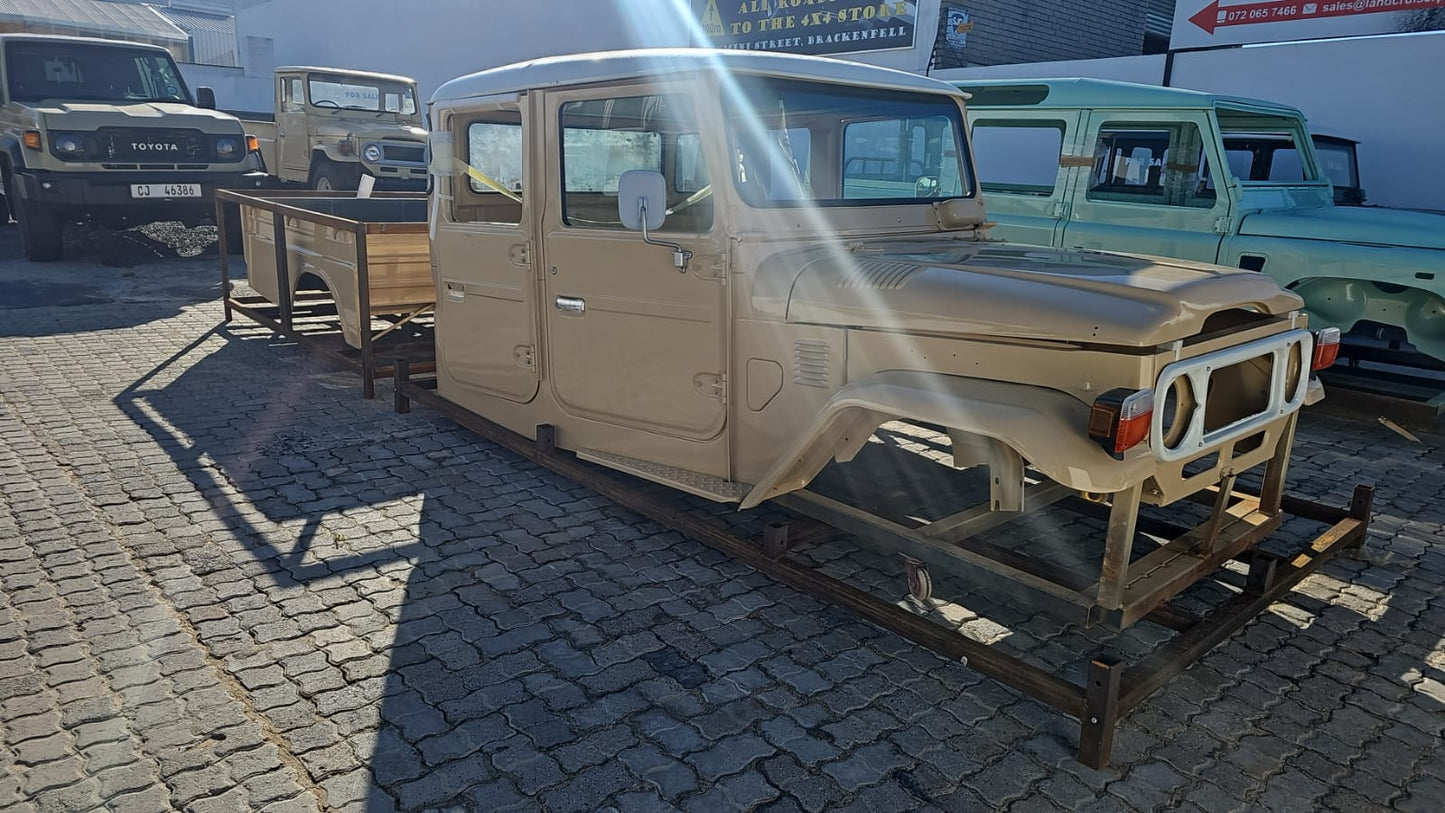 Toyota Land Cruiser 45 Series Double Cab Body, Post 1980's