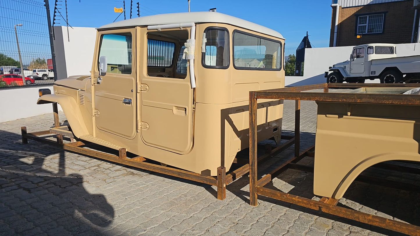 Toyota Land Cruiser 45 Series Double Cab Body, Post 1980's