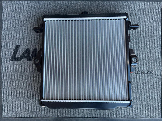Toyota Land Cruiser HZJ76 / 78 / 79 Radiator